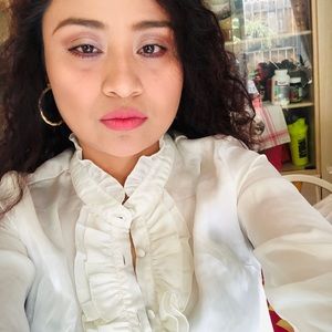 Meet your Posher, Idalia